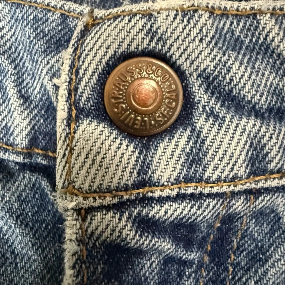 Vintage 1997 Levi's 550 Relaxed Fit Jeans Light Wash Orange Tab Boys Size 10
